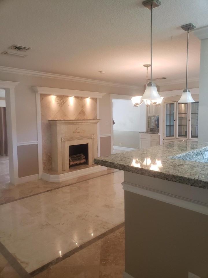 812 Dogwood Rd - Photo 3 of 13