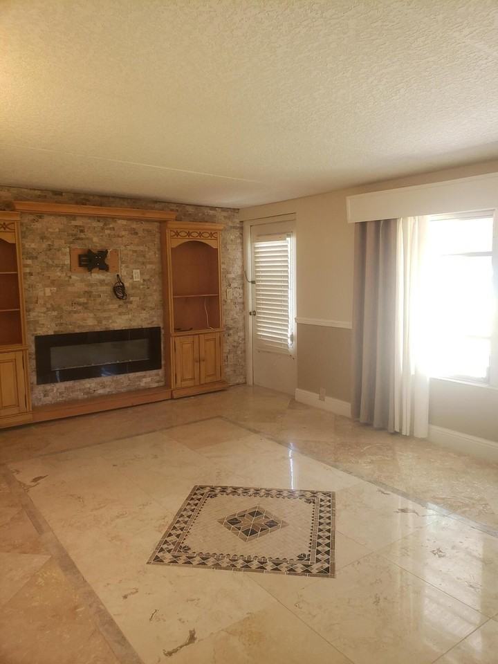 812 Dogwood Rd - Photo 4 of 13