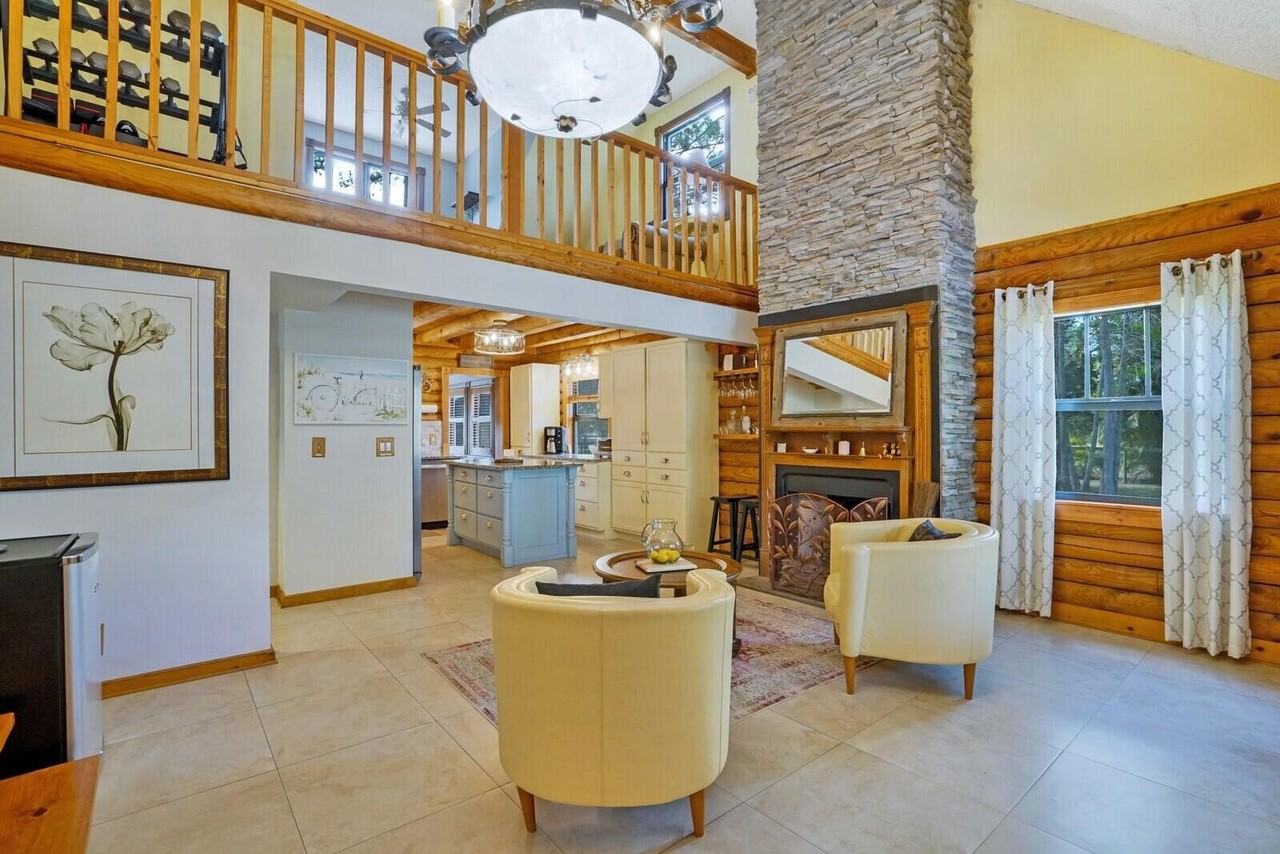 13050 Marcella Blvd - Photo 5 of 25