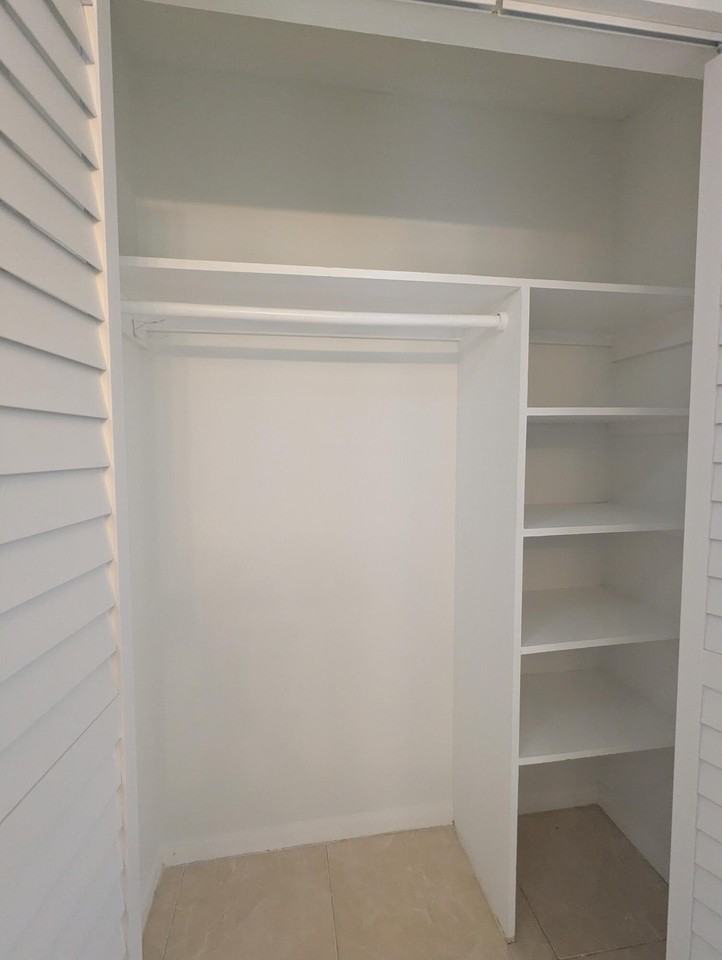 60 Andover C - Photo 6 of 26