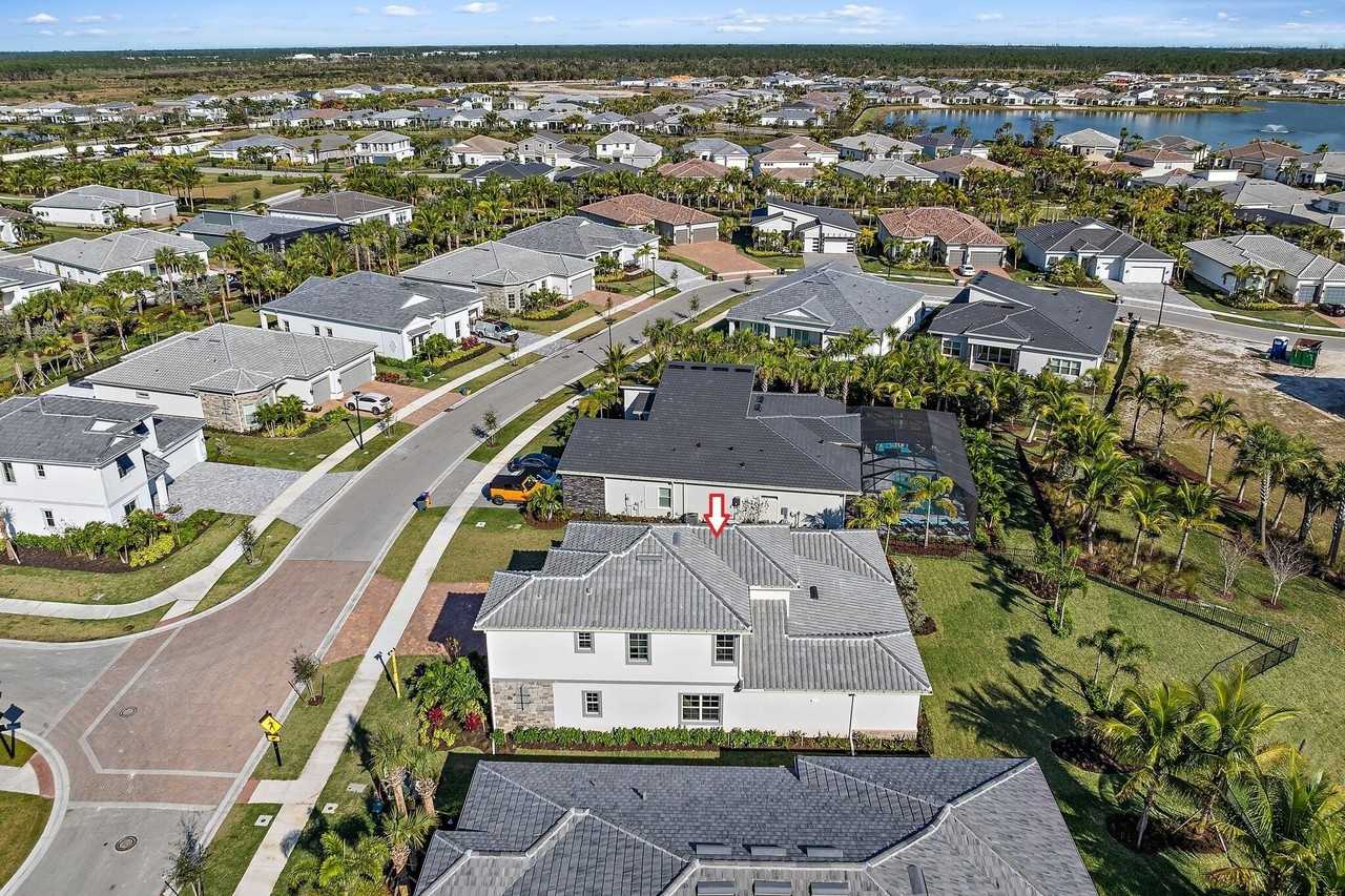 10786 Stellar Cir - Photo 5 of 50