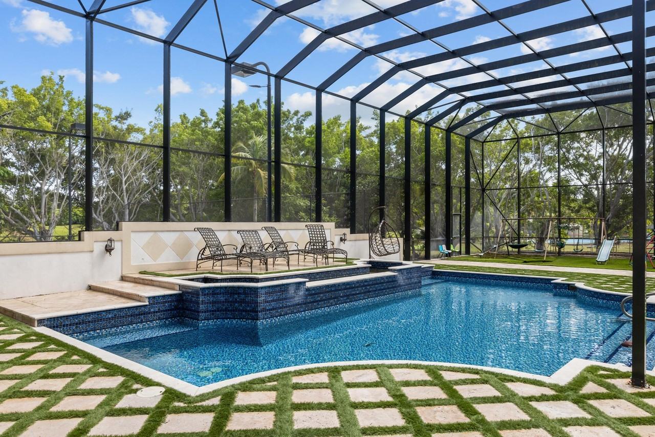 10058 El Caballo Court - Photo 7 of 50