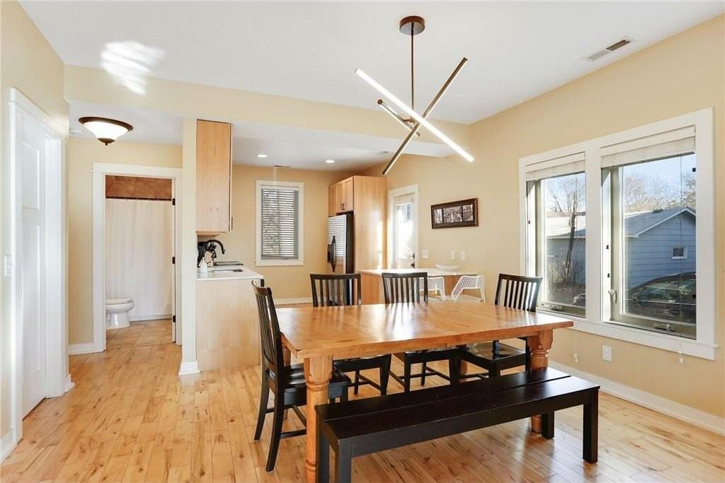 219 Northeast 5th Street - Photo 5 of 16