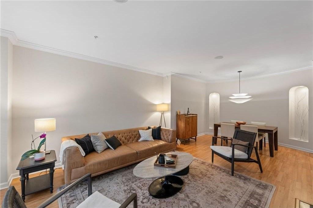 1008 Portland Ave - Photo 2 of 50