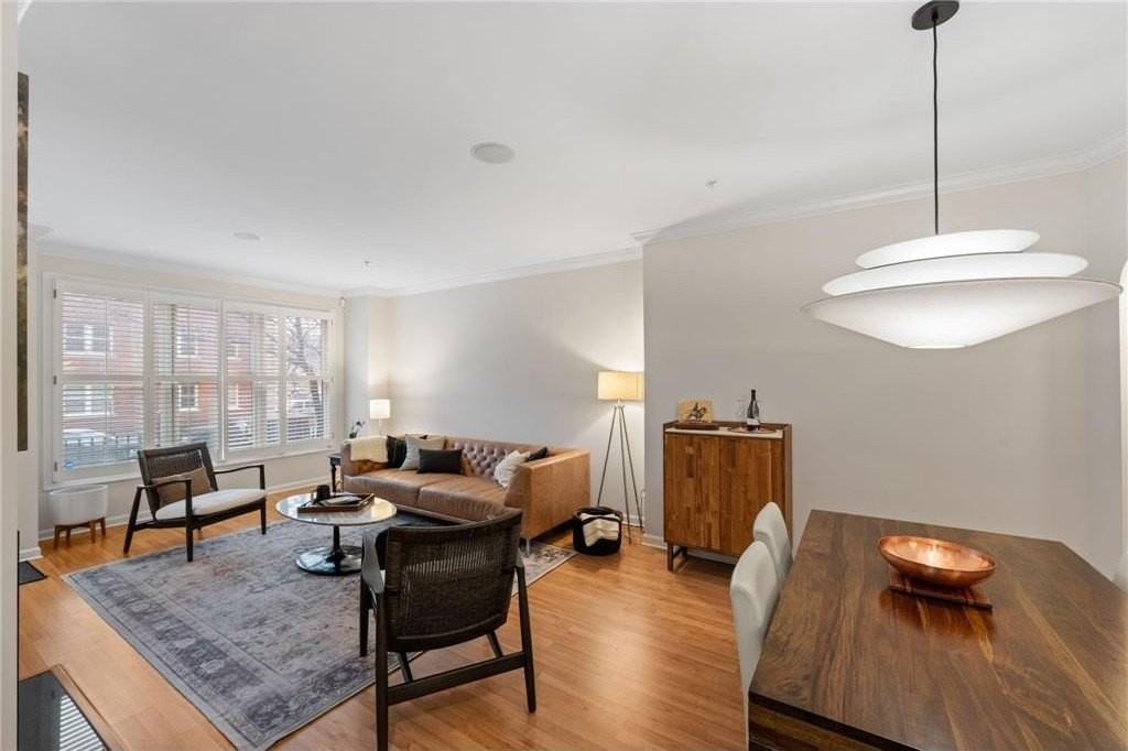 1008 Portland Ave - Photo 6 of 50