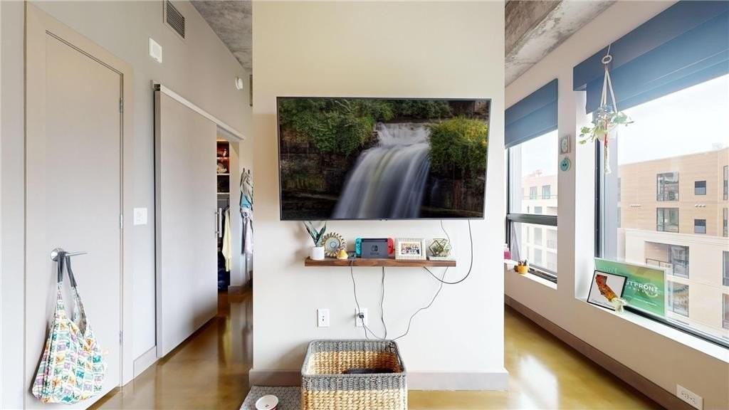 728 3rd St N #502 - Photo 7 of 20