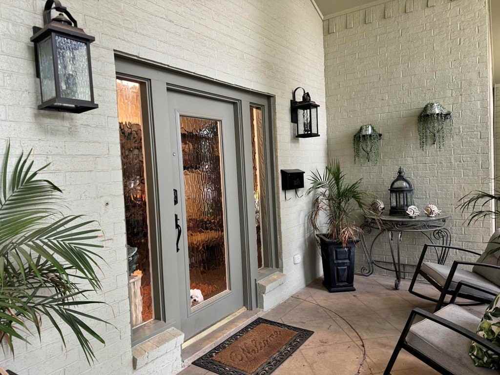 2500 Douglas Dr - Photo 3 of 22