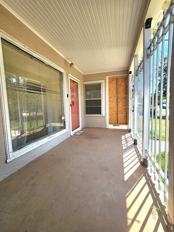 200 Penrose Street - Photo 2 of 33