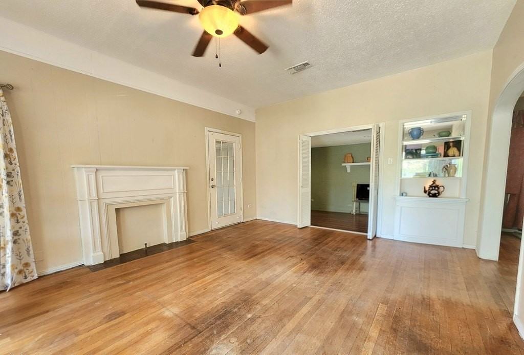 200 Penrose Street - Photo 5 of 33