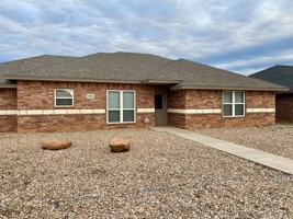 featured image of 4114 Huntleigh Drive