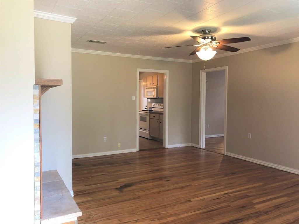 1905 W Twohig Ave - Photo 2 of 26