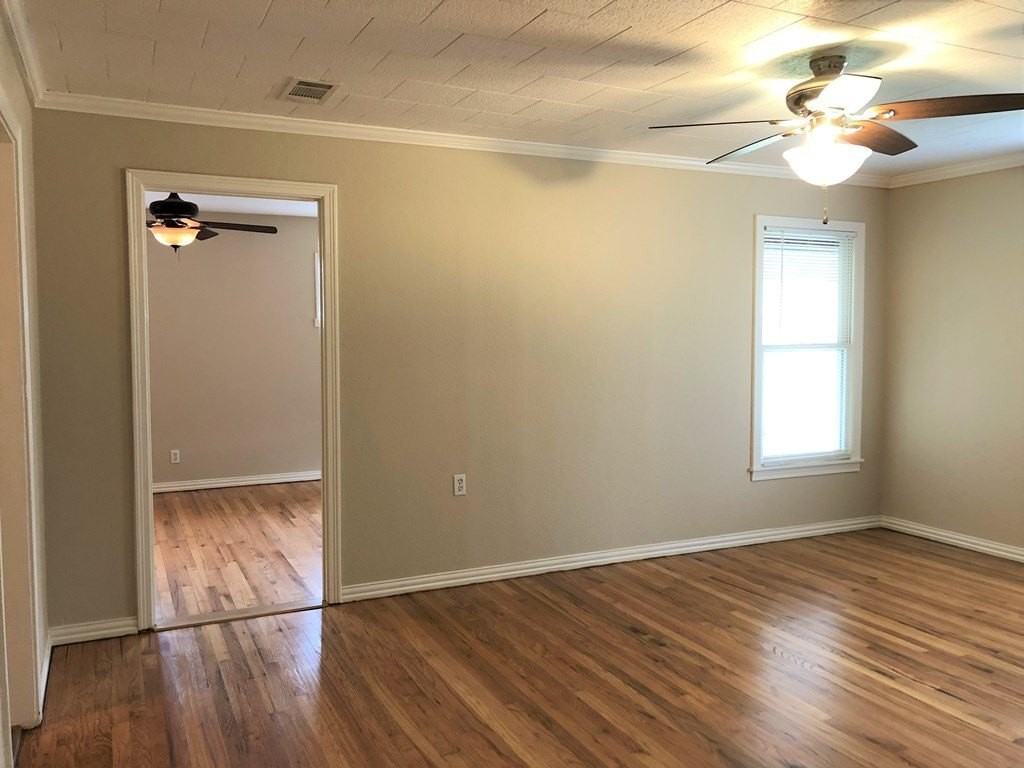 1905 W Twohig Ave - Photo 6 of 26