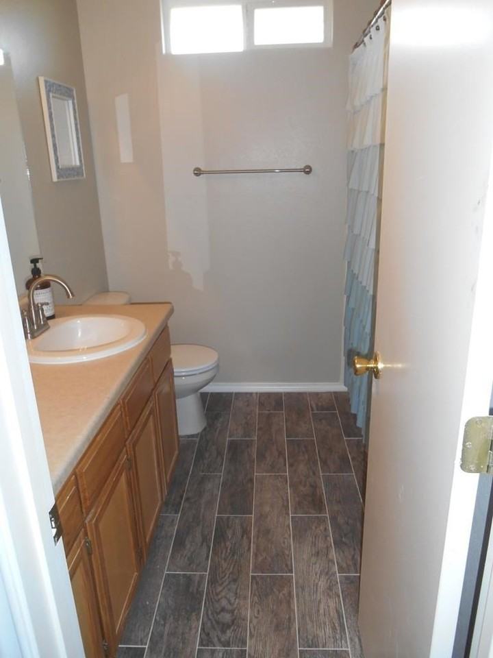 1211 Johnny Lane - Photo 3 of 12