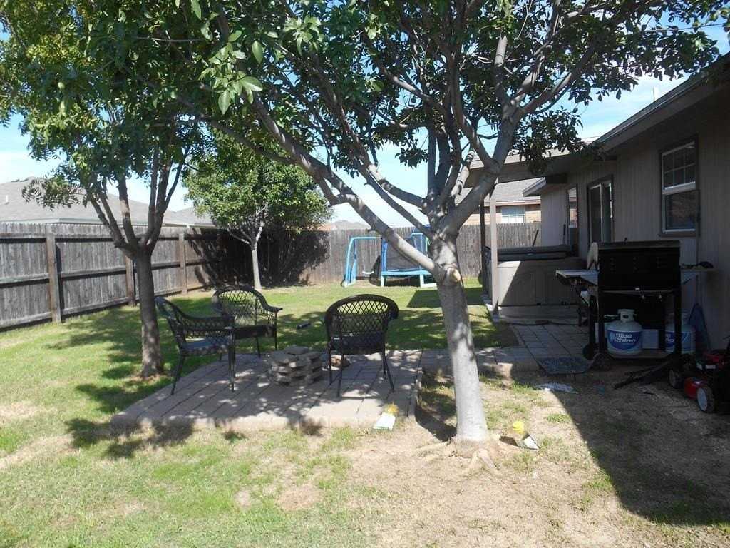 1211 Johnny Lane - Photo 6 of 12