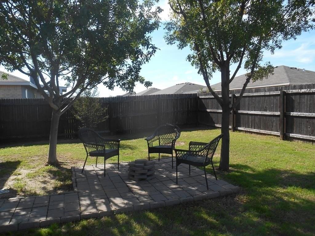 1211 Johnny Lane - Photo 7 of 12