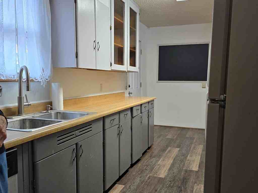 3120 San Antonio Street - Photo 4 of 14