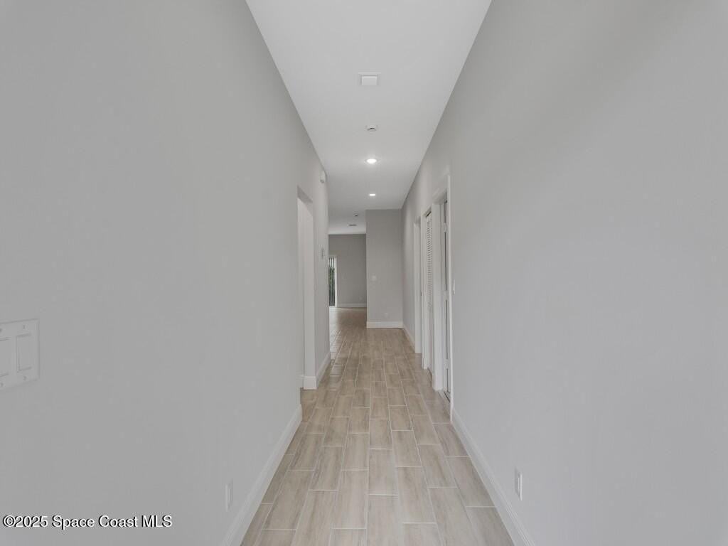 2505 87th Ave - Photo 7 of 21