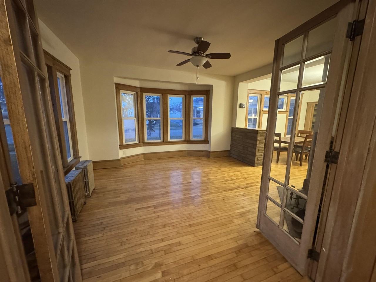 303 Doty St - Photo 6 of 28