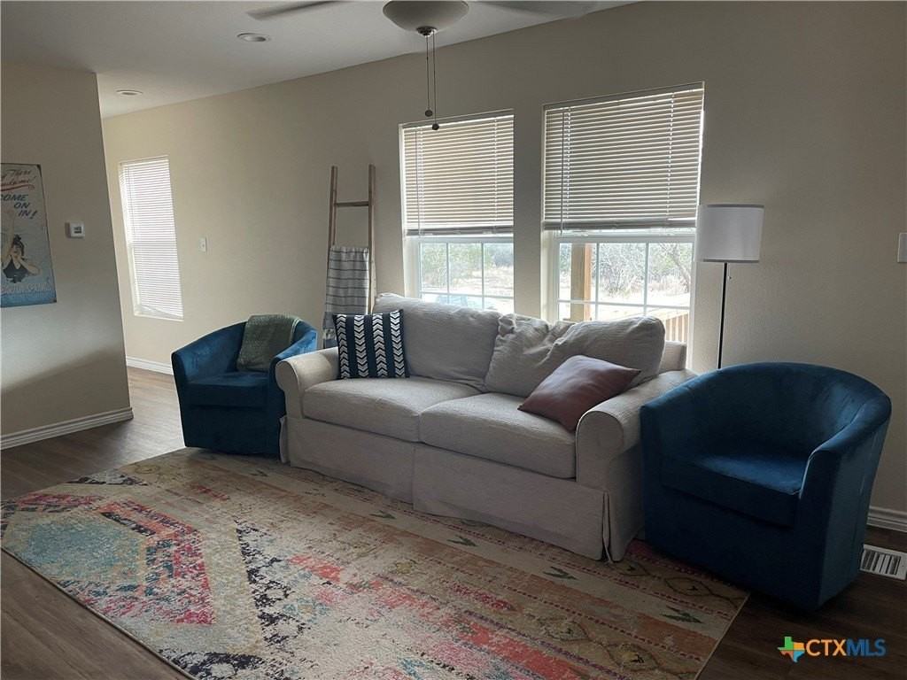 207 Oakwood Loop - Photo 7 of 23