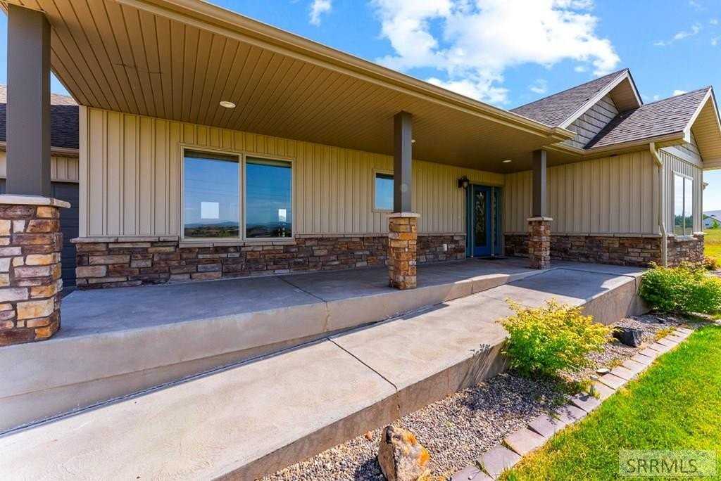 3867 East 49th North - Photo 3 of 50