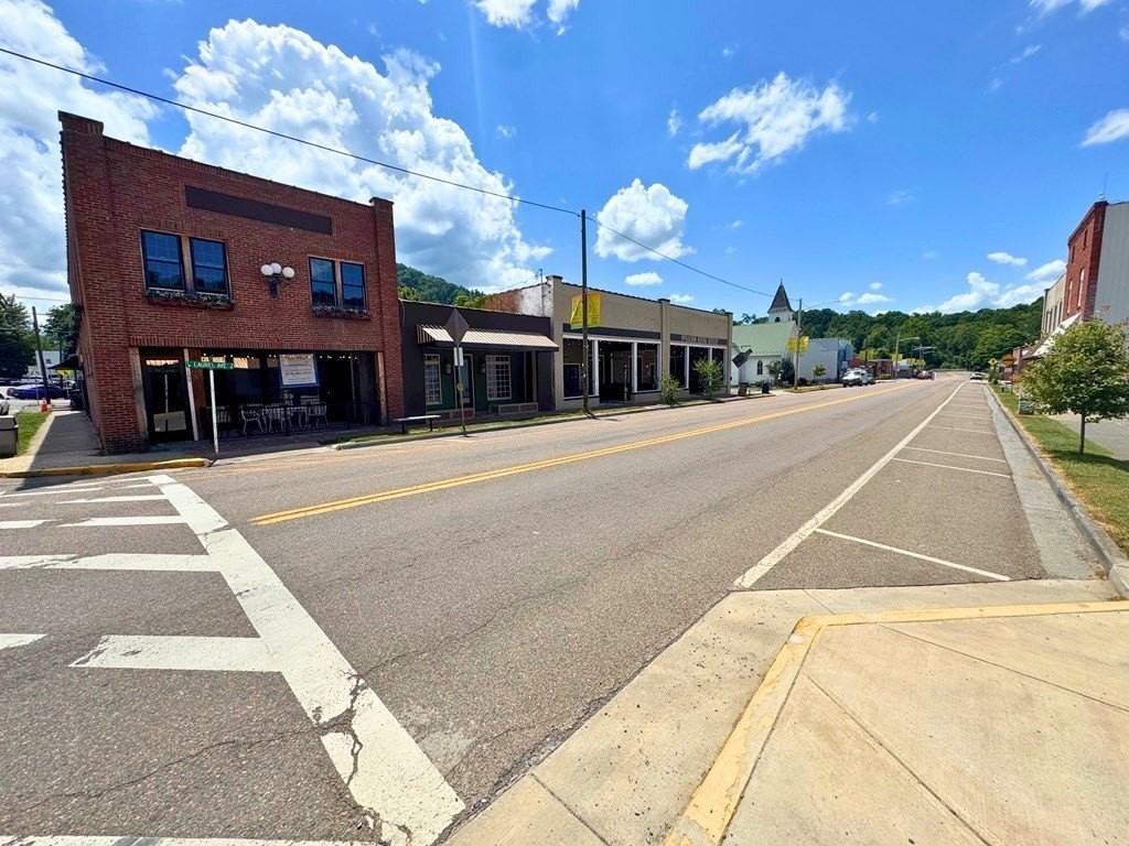 109 W Laurel Ave - Photo 4 of 11