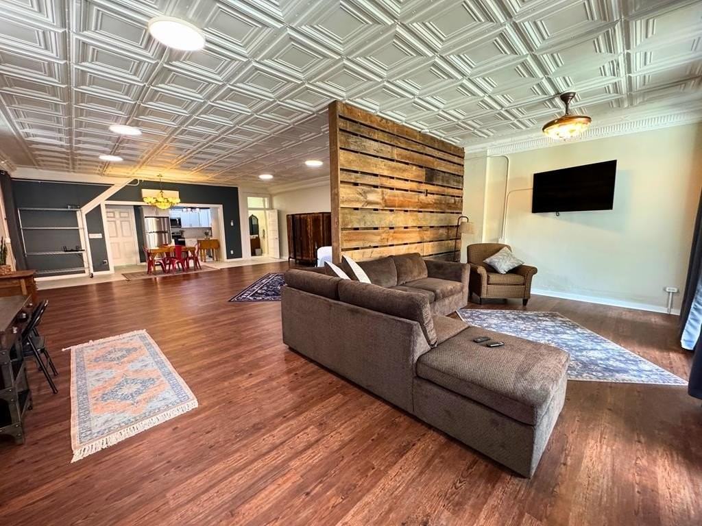 109 W Laurel Ave - Photo 7 of 11