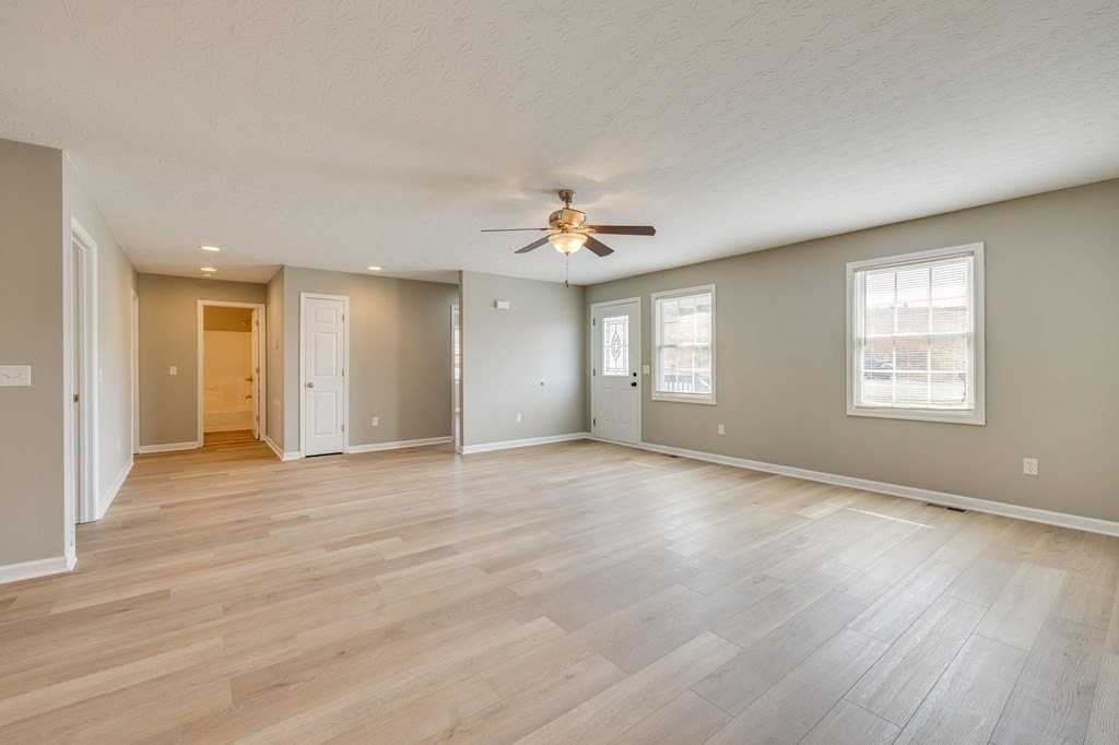 14245 Lariat Loop - Photo 5 of 20