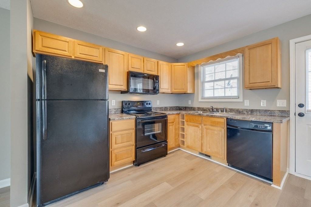 14245 Lariat Loop - Photo 7 of 20