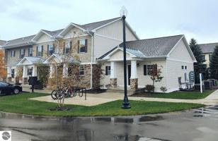 featured image of 1542 Simsbury Street