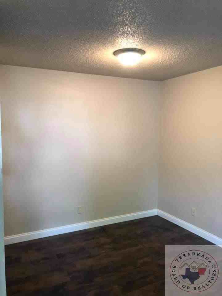 511 Blake Street - Photo 3 of 7