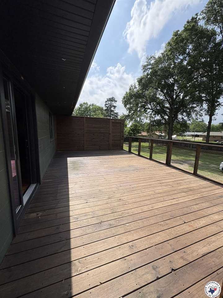 411 Redwater Road - Photo 7 of 19