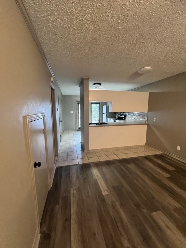 6141 Summerhill Pl - Photo 5 of 12