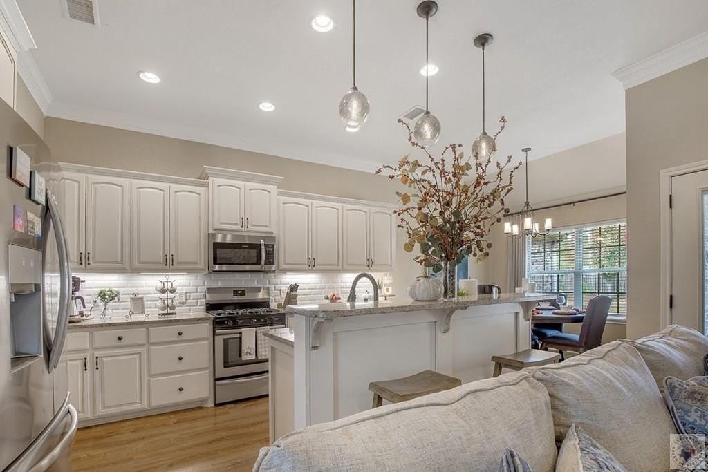 3400 Garrett Lane - Photo 6 of 21