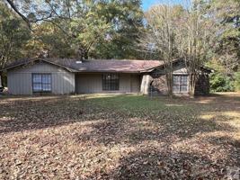 featured image of 3209 Hasting Crossing Road