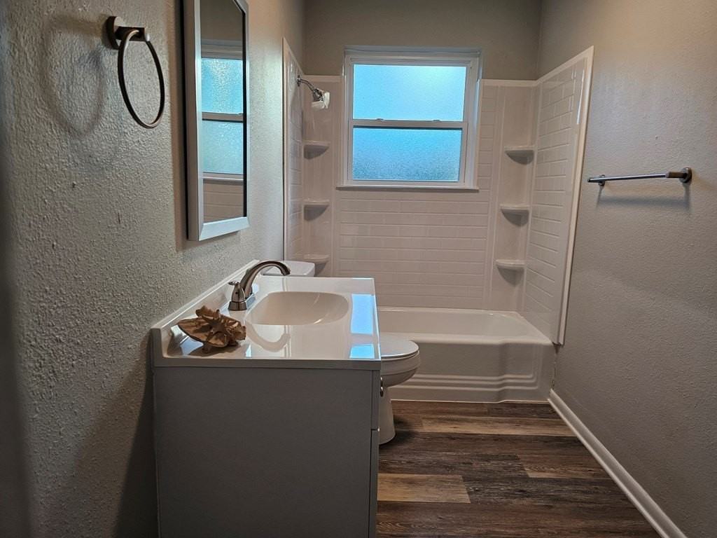 4 Sidney Dr - Photo 6 of 8