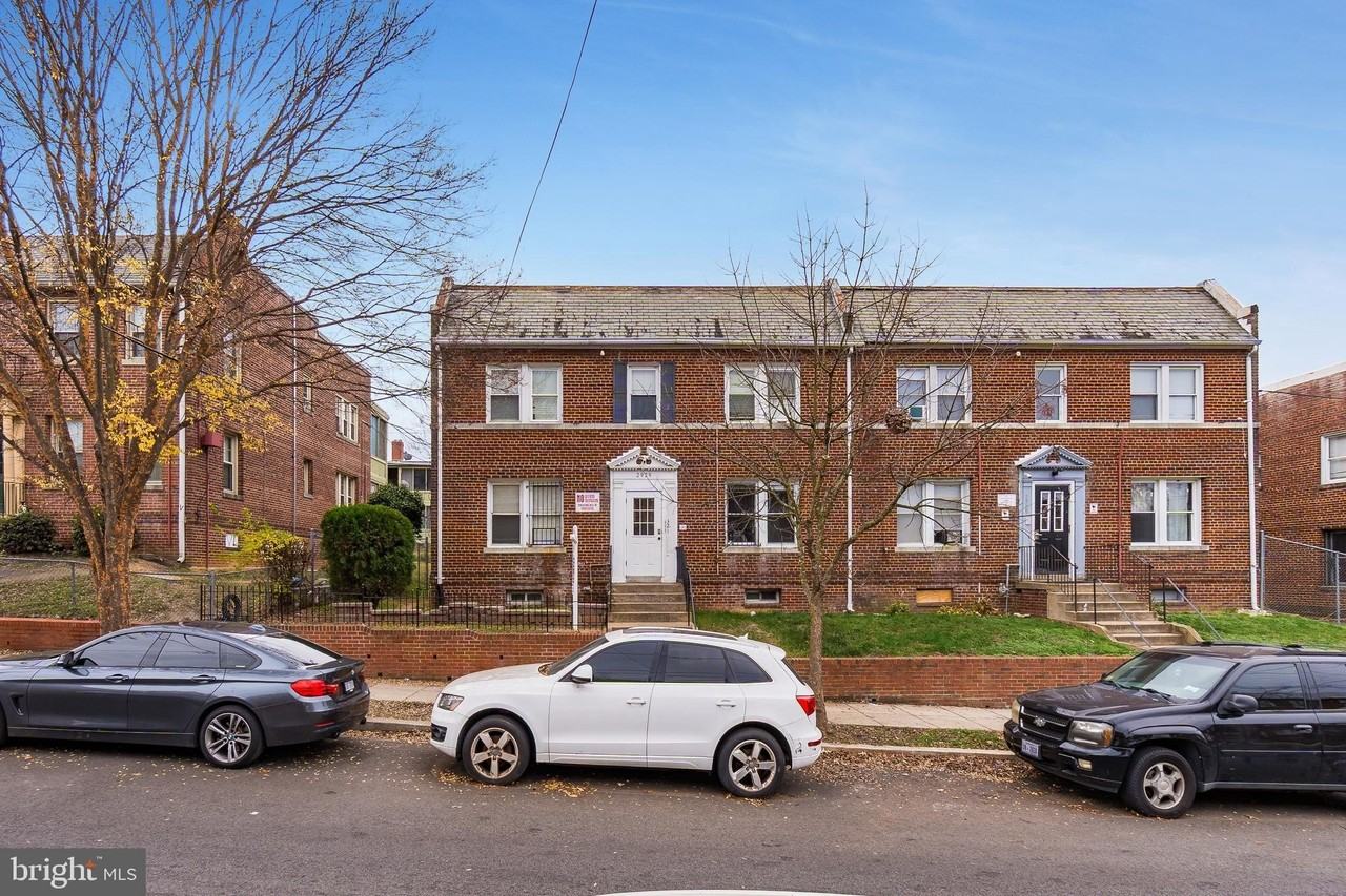 2929 Nelson Pl Se Apt 2 #2 - Photo 2 of 24