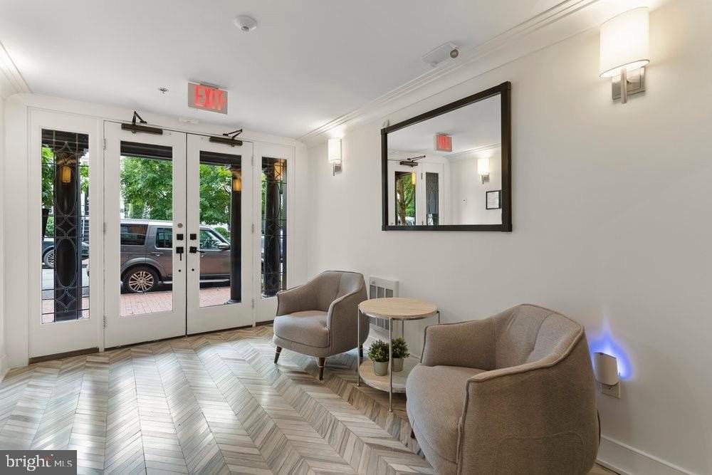 3016 Dumbarton St Nw Unit 102 #102 - Photo 5 of 23