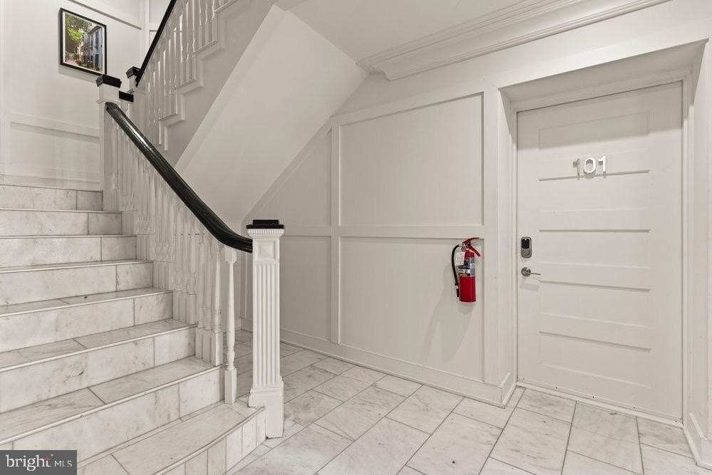 3016 Dumbarton St Nw Unit 102 #102 - Photo 7 of 23