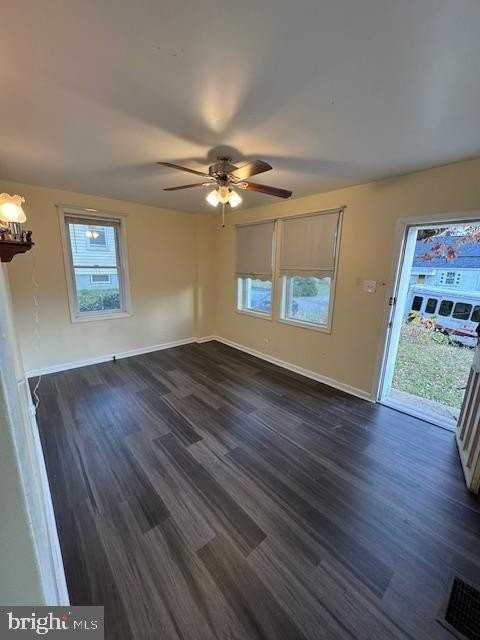 1720 Forrest Avenue - Photo 4 of 13