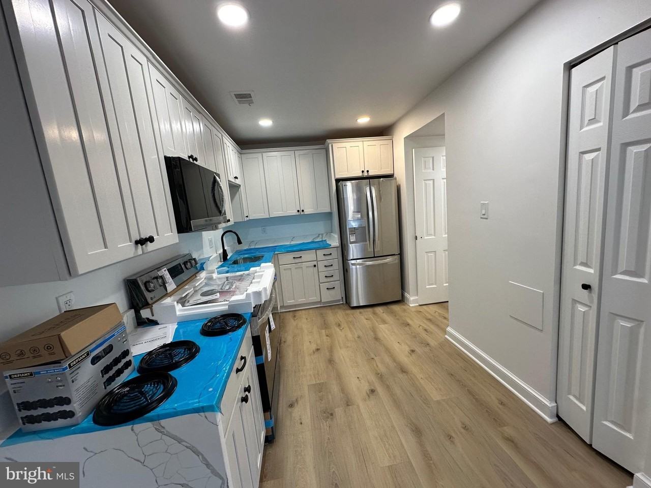 18424 Allspice Dr - Photo 2 of 26