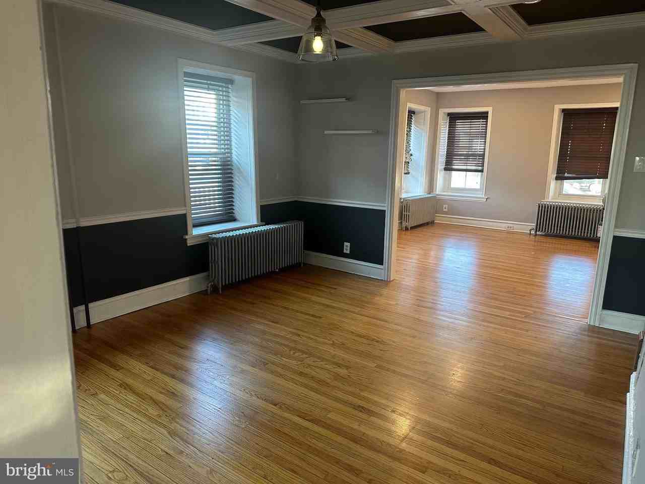 204 Rosemary Avenue - Photo 6 of 34