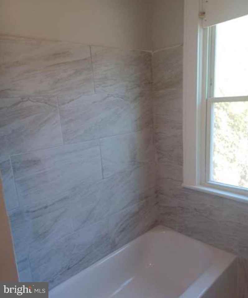 4621 Howell Street #4 - Photo 3 of 8