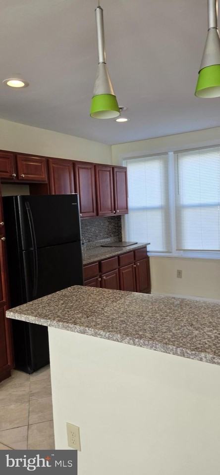 2831 Cantrell St - Photo 2 of 11