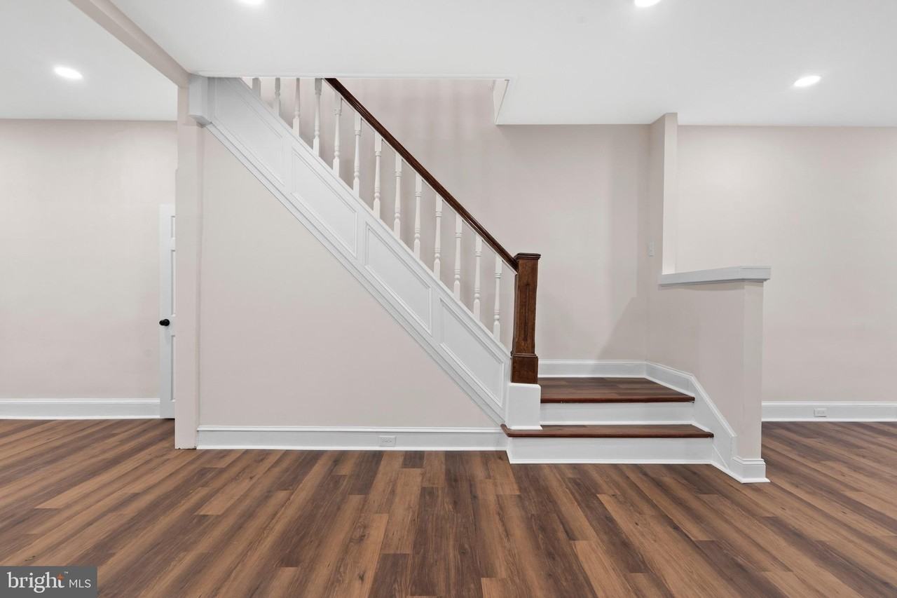 2113 South Simpson Street - Photo 4 of 37