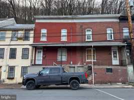 featured image of 563 South Centre Street