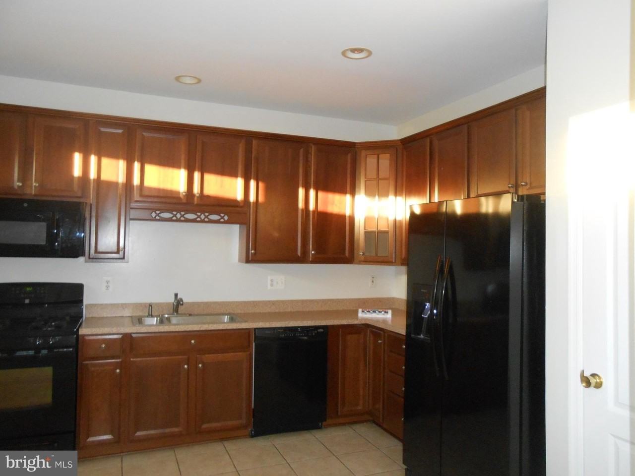 202 London Downs Circle - Photo 3 of 22