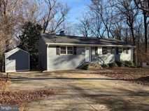 5206 Easton Dr - Photo 1 of 1