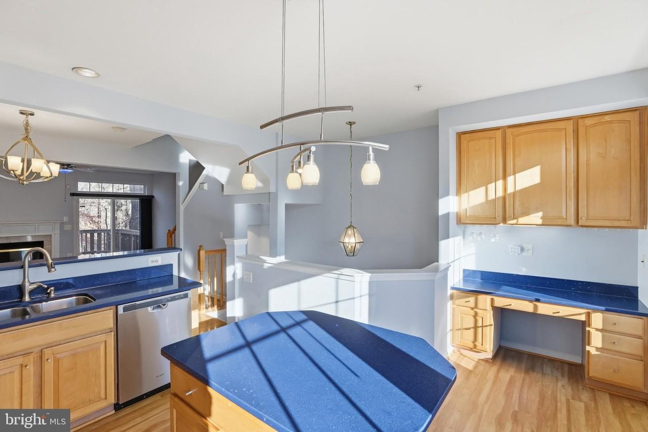 2957 Huntington Grove Sq - Photo 5 of 28