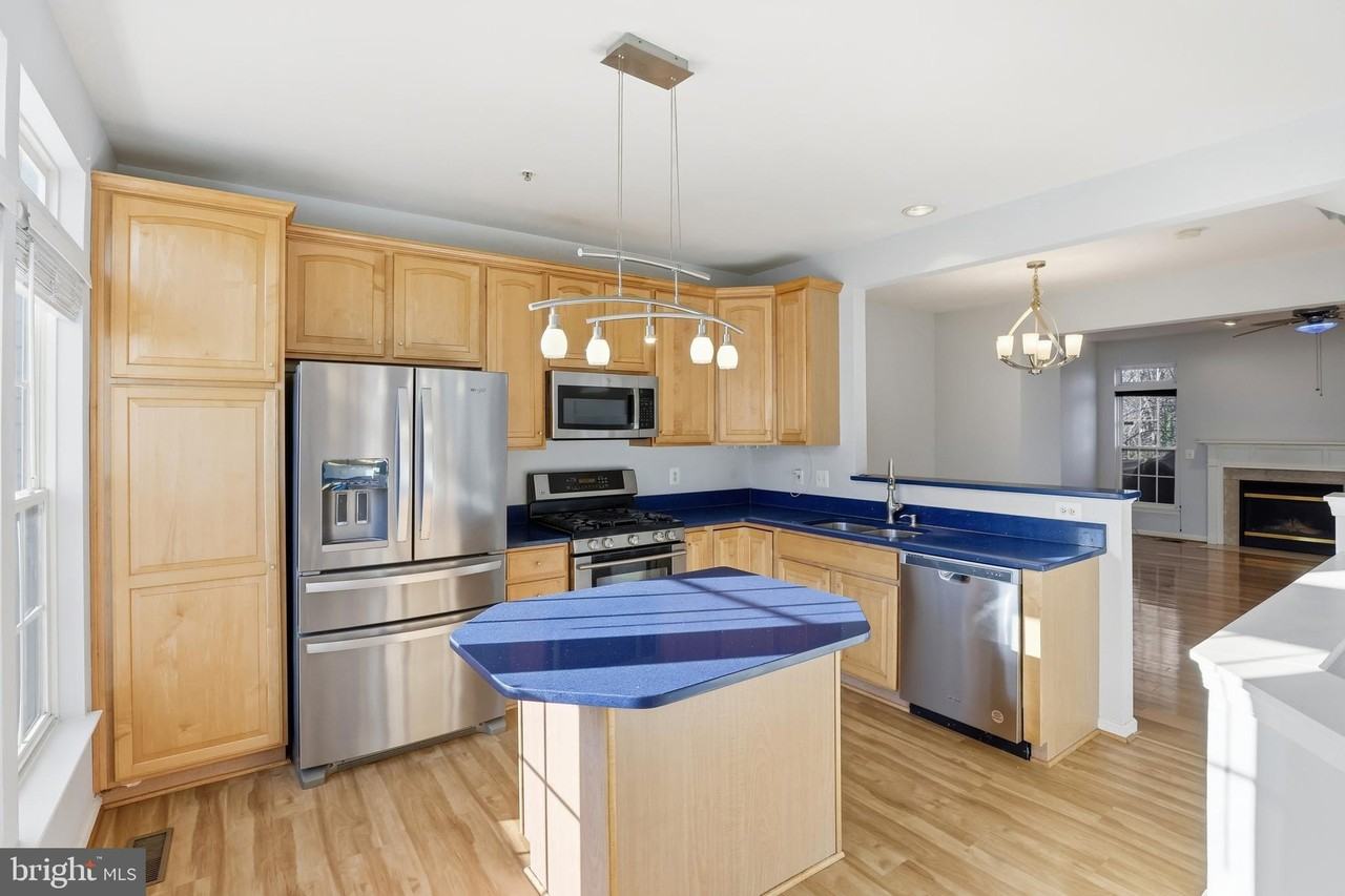 2957 Huntington Grove Sq - Photo 6 of 28