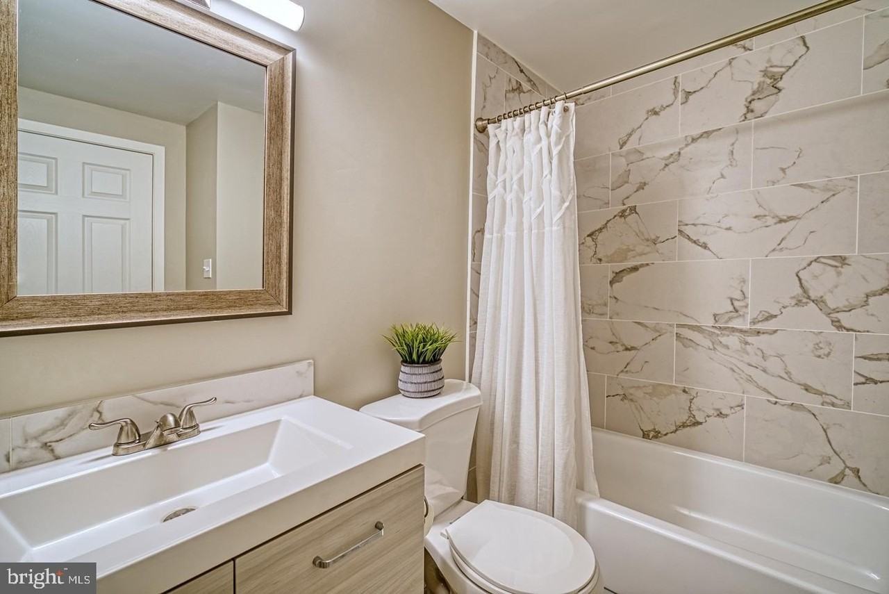 8593 Fairfax Street - Photo 5 of 32